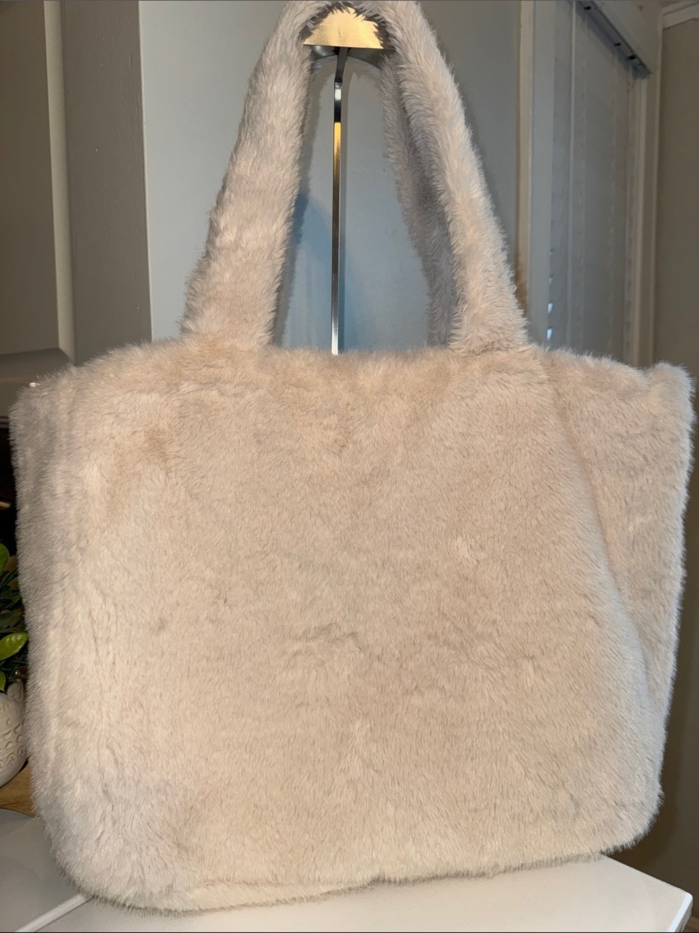 Victoria’s Secret Fur Zipper Tote - Picture 3 of 7